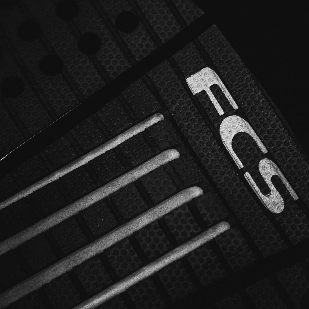 JULIAN TREAD-LITE BLACK/CHARCOAL PAD