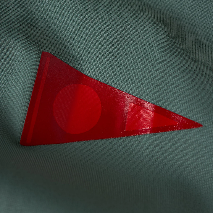 LONG SLEEVE HOODED RASHGUARD