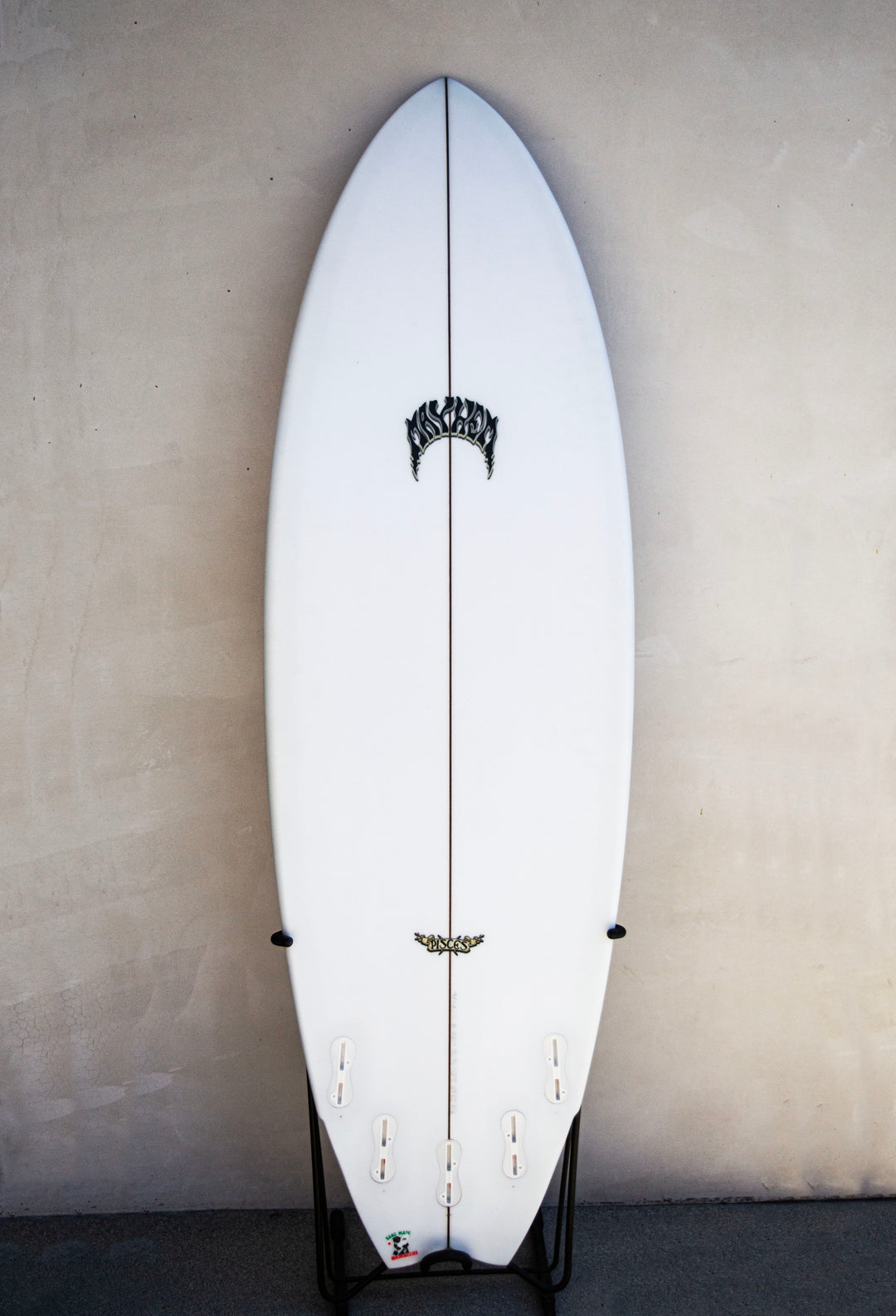Lost Pisces Surfboard 5'11 36.7L FCS II Matt Biolos Mid-Length
